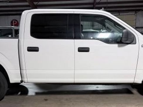 Used 2019 Ford F150 XLT RWD image 2