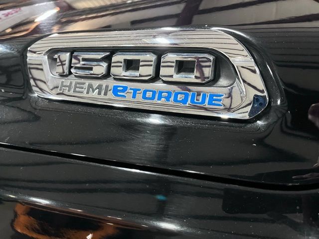 Used 2023 RAM 1500 Laramie AWD/4WD image 31
