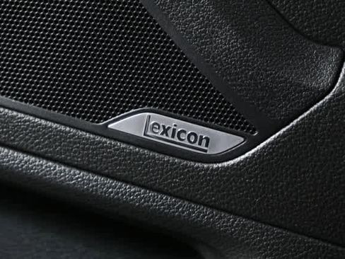 Used 2018 Genesis G80 3.8 w/ Option Group 02 image 7