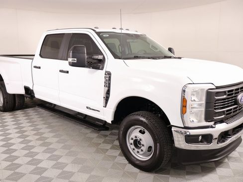 Used 2025 Ford F350 XL image 1