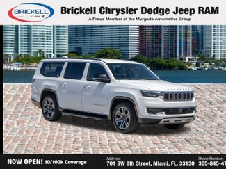 Used 2024 Jeep Wagoneer L Series II w/ Flexible Seating Group AWD/4WD video 3
