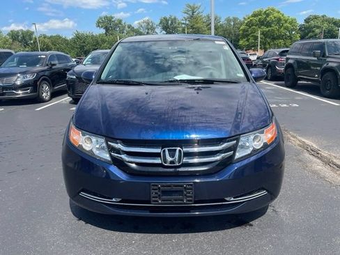 Used 2016 Honda Odyssey SE image 2