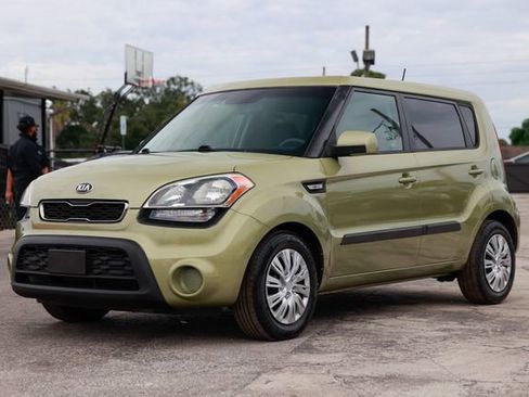 Used 2013 Kia Soul image 3