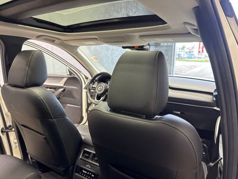 Used 2024 MAZDA CX-90 Plug-In Hybrid w/ Premium Pkg AWD/4WD image 34