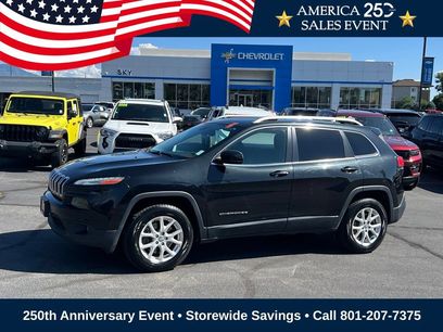 Used 2016 Jeep Cherokee Latitude w/ Comfort/Convenience Group