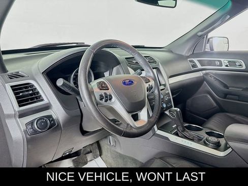 Used 2014 Ford Explorer XLT w/ Equipment Group 202A image 9