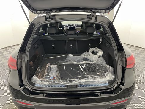 New 2026 Mercedes-Benz GLC 300 image 19