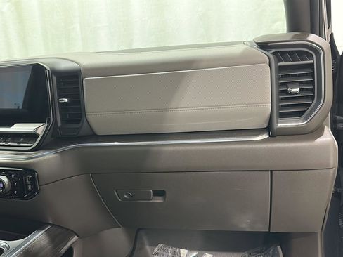 Used 2022 Chevrolet Silverado 1500 LTZ w/ LTZ Premium Package image 26