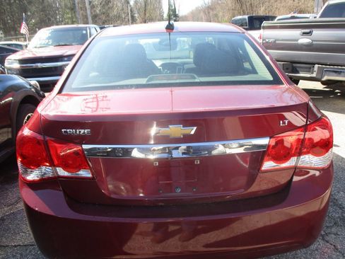 Used 2016 Chevrolet Cruze LT image 7