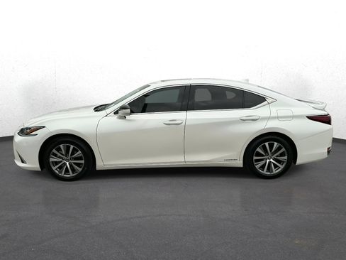 Certified 2020 Lexus ES 300h ES 300h Sedan image 6