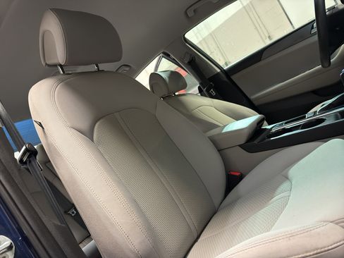 Used 2017 Hyundai Sonata SE w/ Cargo Package image 22