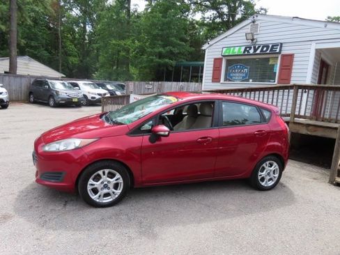Used 2014 Ford Fiesta SE FWD image 8