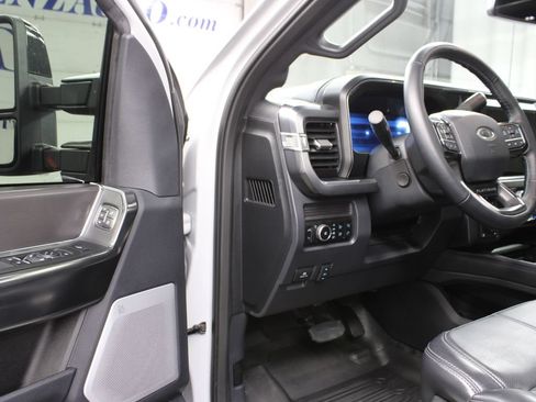 Used 2026 Ford F250 Platinum AWD/4WD image 64