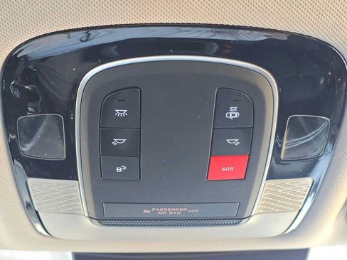 Used 2023 Hyundai Palisade SEL FWD image 33