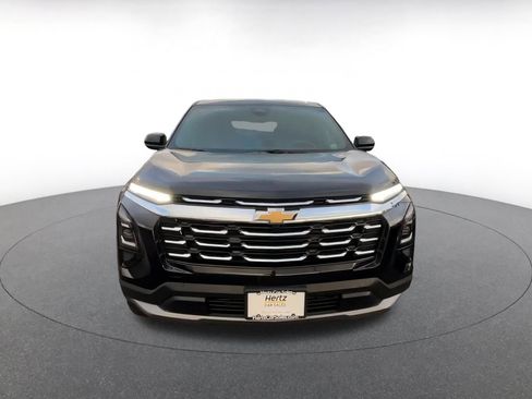 Used 2025 Chevrolet Equinox LT image 4