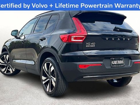 Certified 2023 Volvo XC40 B5 Plus w/ Driver Assist Package image 14