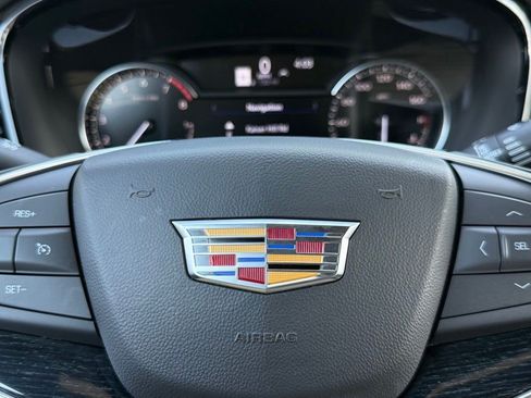 Certified 2025 Cadillac XT5 Premium Luxury AWD/4WD image 24
