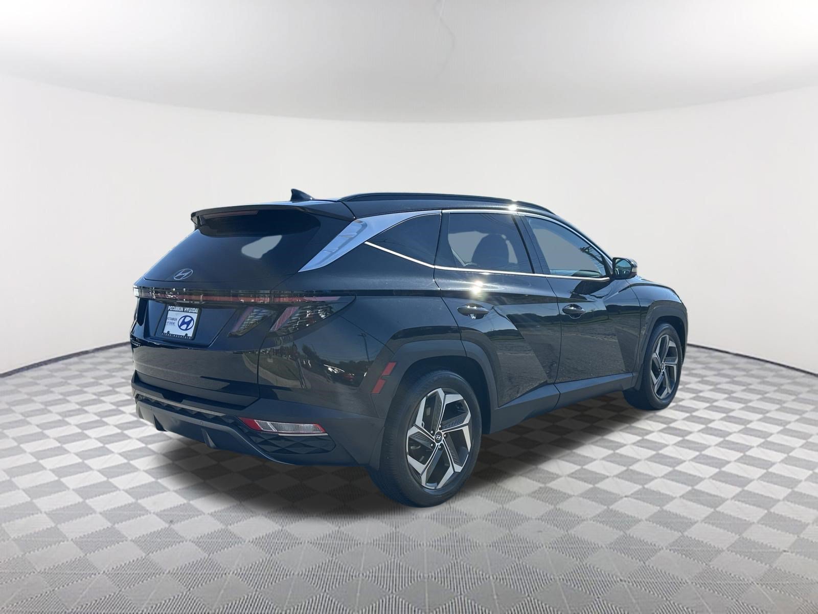 Used 2023 Hyundai Tucson Limited w/ Cargo Package FWD image 5