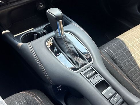Certified 2024 Honda HR-V Sport image 30