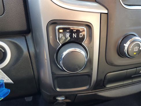 Used 2024 RAM 1500 Classic SLT image 22