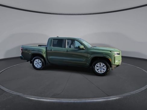 Used 2022 Nissan Frontier SV w/ SV Premium Package image 9