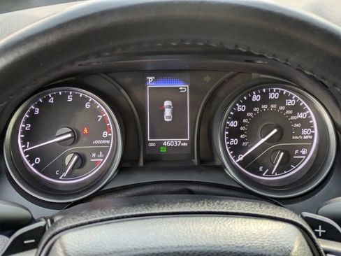 Used 2024 Toyota Camry SE image 20
