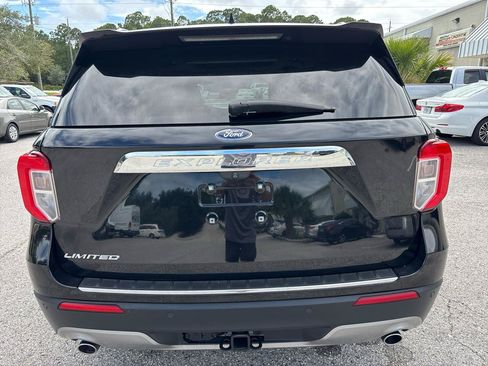 Used 2021 Ford Explorer Limited w/ Equipment Group 301A RWD image 7