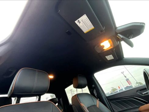 Certified 2024 GMC Canyon AT4 w/ Technology Package image 13