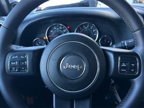 Used 2013 Jeep Wrangler Unlimited Sahara w/ Connectivity Group image 23