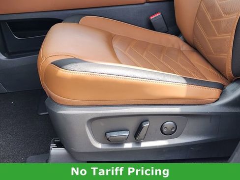 Certified 2025 Nissan Pathfinder Platinum FWD image 22