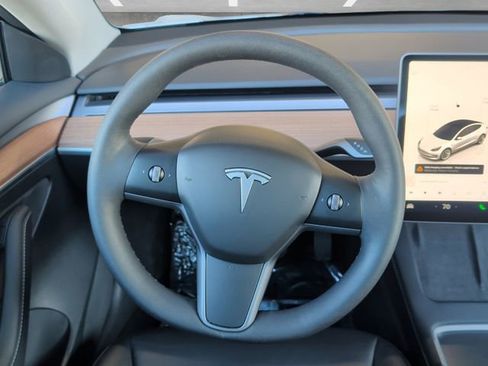 Used 2023 Tesla Model 3 Long Range image 21