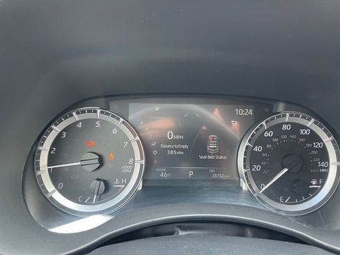 Used 2023 Toyota Highlander LE FWD image 23