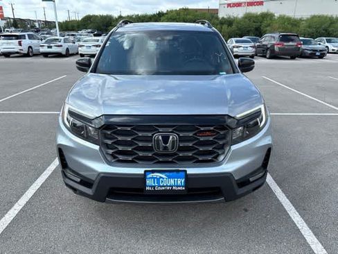 Used 2023 Honda Passport TrailSport image 8