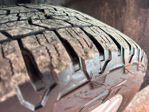 Used 2018 Honda Pilot LX image 4