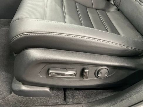 Certified 2026 Honda CR-V EX-L image 33