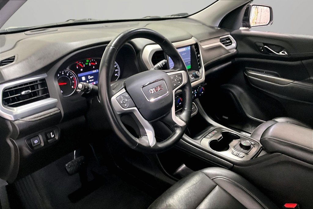 Used 2023 GMC Acadia SLT AWD/4WD image 17
