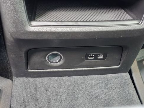 Used 2025 BMW X5 xDrive40i w/ M Sport Package image 18