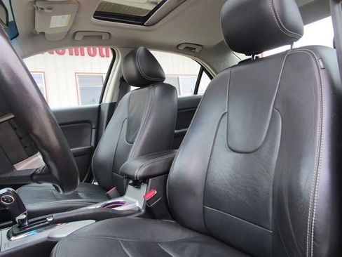 Used 2012 Ford Fusion SEL image 17