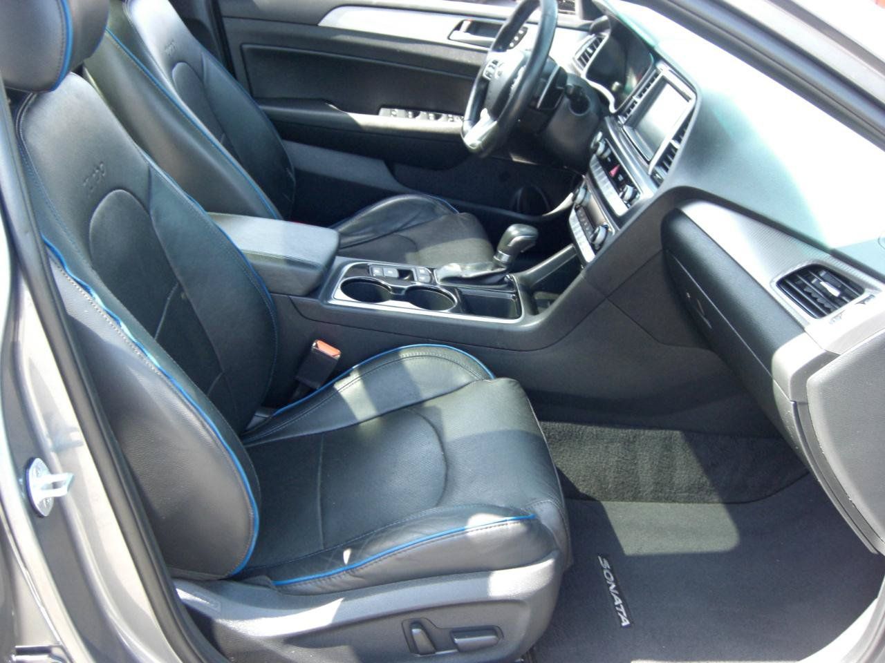 Used 2019 Hyundai Sonata Limited FWD image 16
