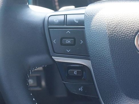 Used 2026 Toyota Camry SE FWD image 9