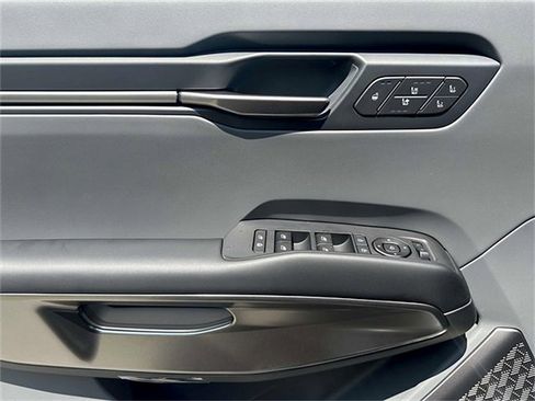 New 2026 Kia EV9 Wind image 7