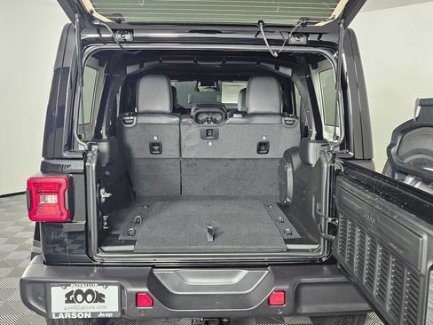 New 2026 Jeep Wrangler Sahara image 15