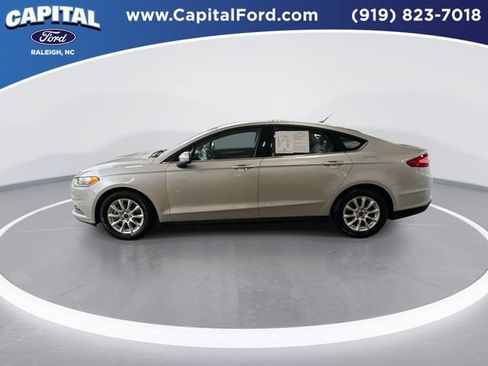 Used 2016 Ford Fusion S image 5