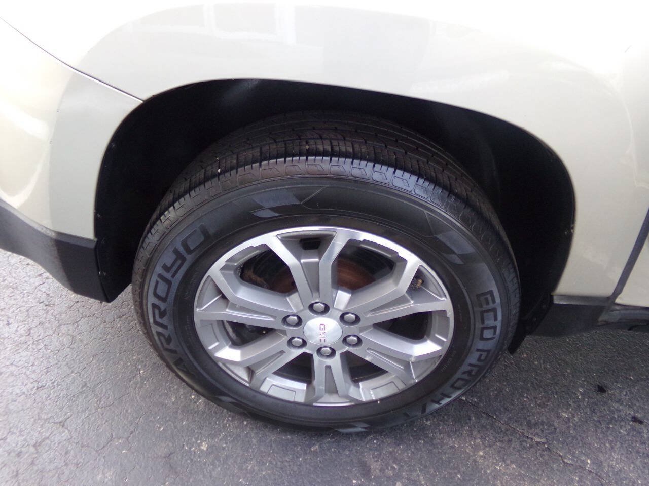 Used 2014 GMC Acadia SLT AWD/4WD image 22