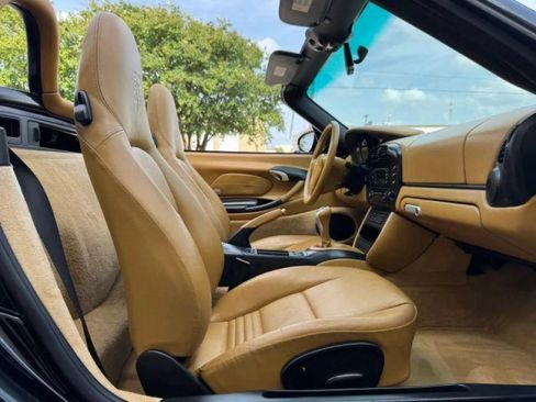 Used 2003 Porsche Boxster RWD image 34