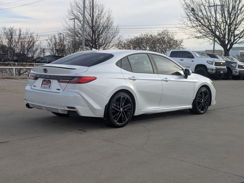 Used 2025 Toyota Camry XSE image 5