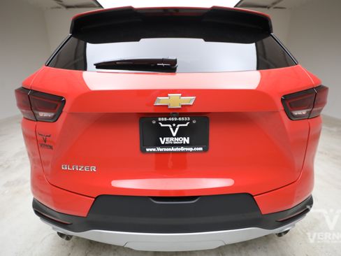 New 2026 Chevrolet Blazer LT FWD image 4