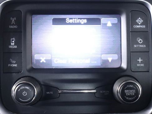 Used 2024 RAM 1500 Classic SLT AWD/4WD image 22
