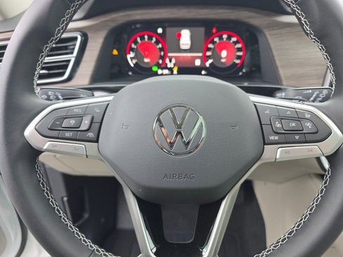 New 2026 Volkswagen Atlas SEL AWD/4WD image 30