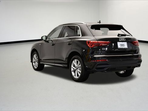 Certified 2025 Audi Q3 2.0T Premium Plus w/ Premium Plus Package image 3